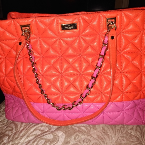 Kate Spade limited edition Purse very gently usedn - Picture 2 of 6